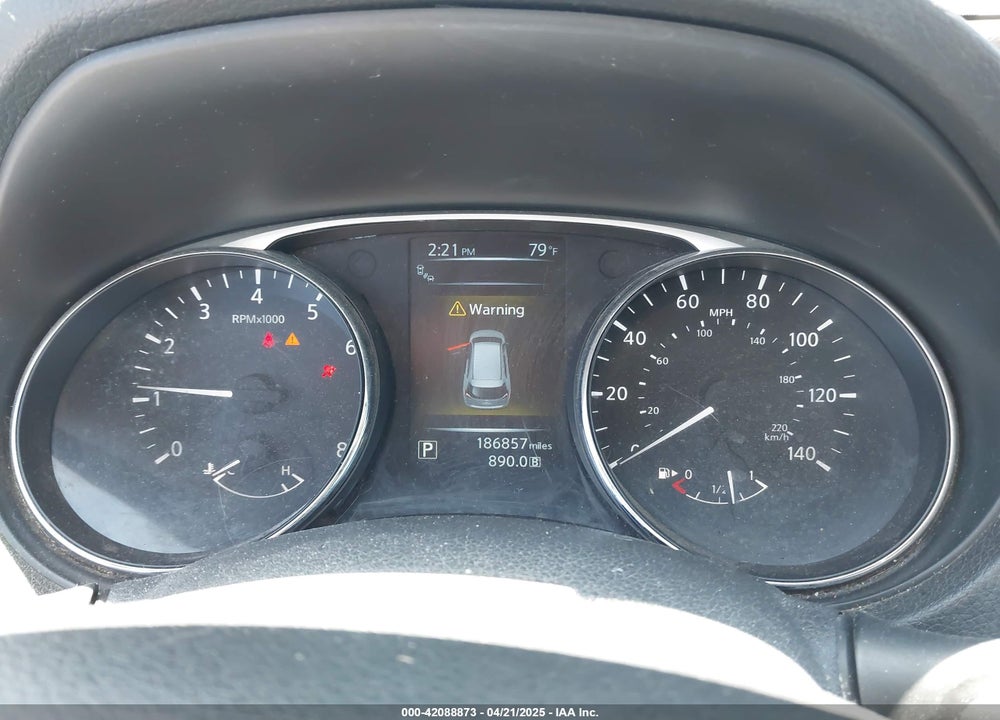 2015 NISSAN ROGUE VIN: 5N1AT2MT5FC784917