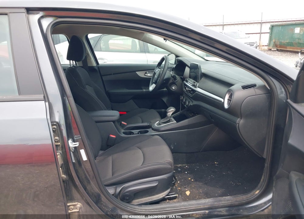 2024 KIA FORTE LXS VIN: 3KPF24AD6RE841015