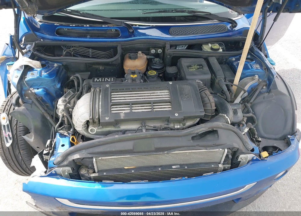 2006 MINI COOPER S VIN: WMWRH335X6TK59110
