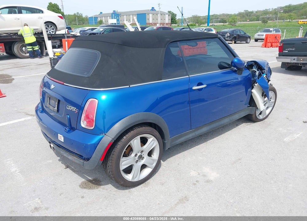 2006 MINI COOPER S VIN: WMWRH335X6TK59110