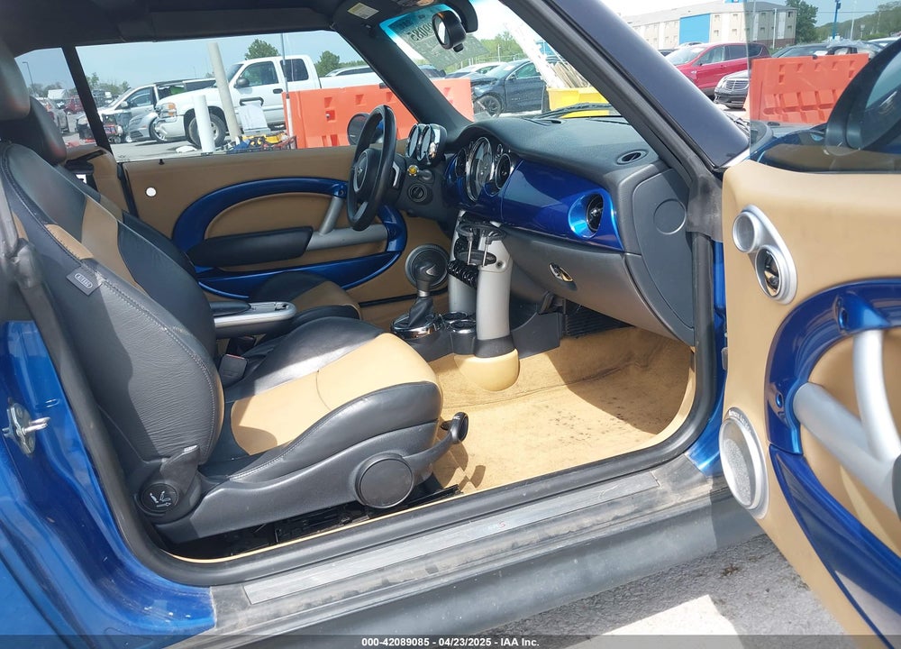 2006 MINI COOPER S VIN: WMWRH335X6TK59110