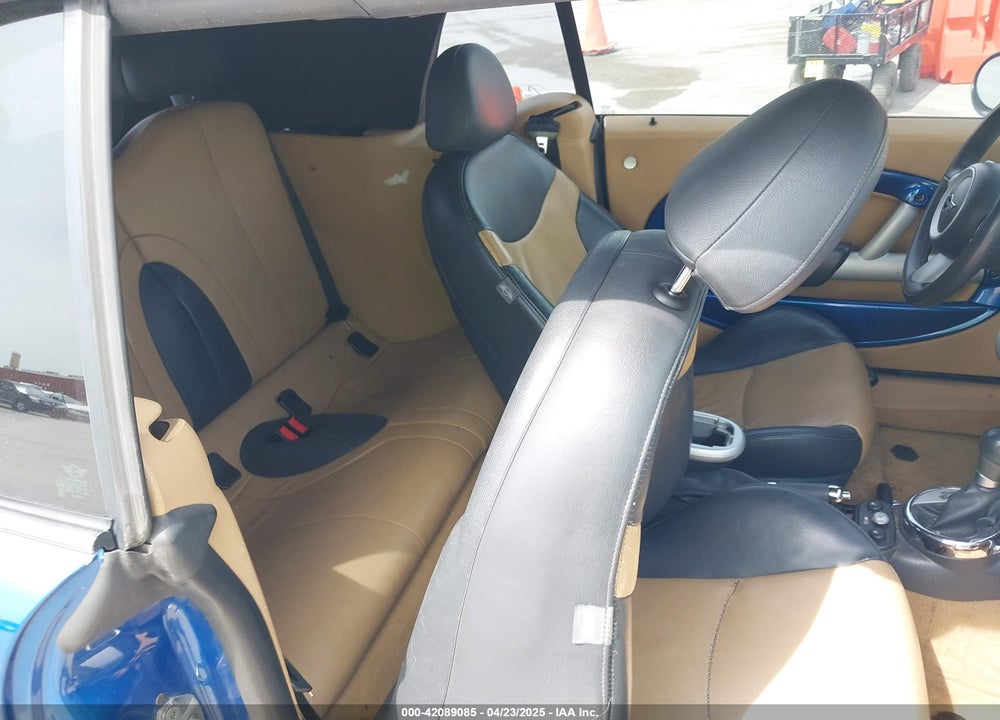 2006 MINI COOPER S VIN: WMWRH335X6TK59110