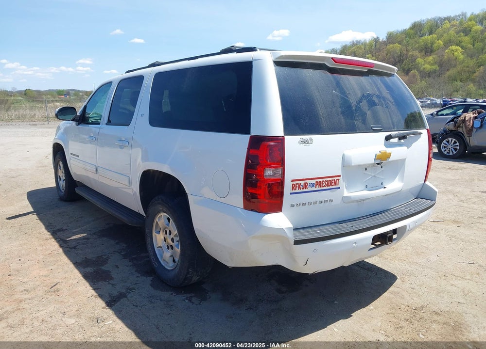 2014 CHEVROLET SUBURBAN 1500 VIN: 1GNSKJE70ER202460
