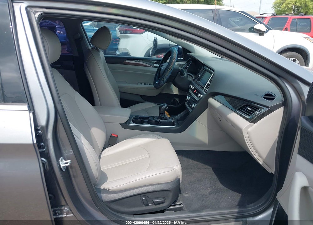 2018 HYUNDAI SONATA LIMITED VIN: 5NPE34AF4JH645472