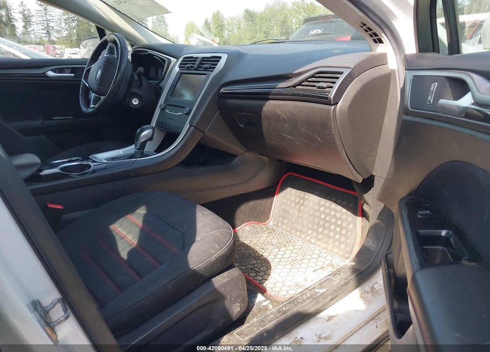2013 FORD FUSION VIN: 3FA6P0HR8DR119998