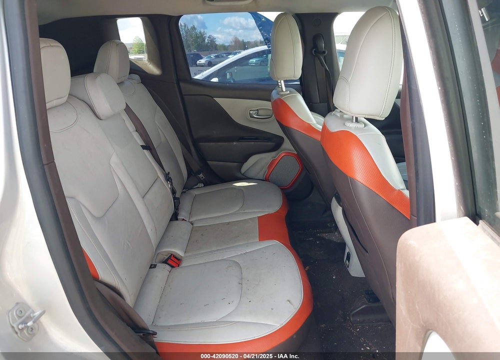 2015 JEEP RENEGADE VIN: ZACCJBDT4FPC20576