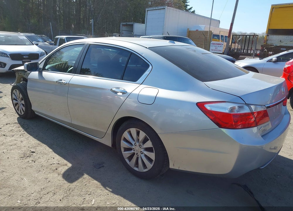 2015 HONDA ACCORD EX-L VIN: 1HGCR2F82FA013929