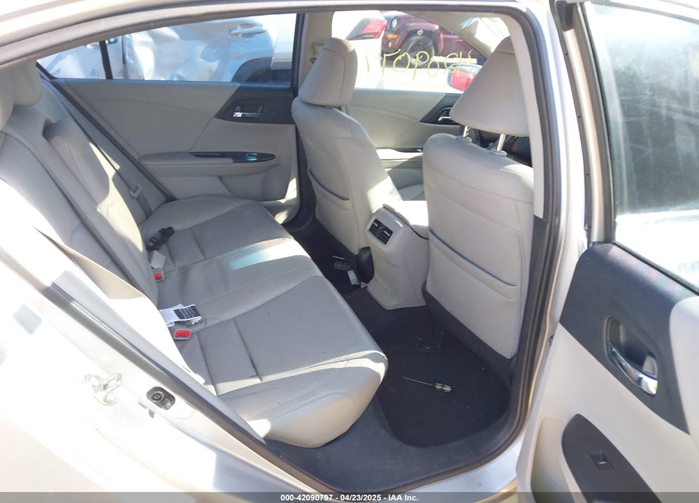2015 HONDA ACCORD EX-L VIN: 1HGCR2F82FA013929