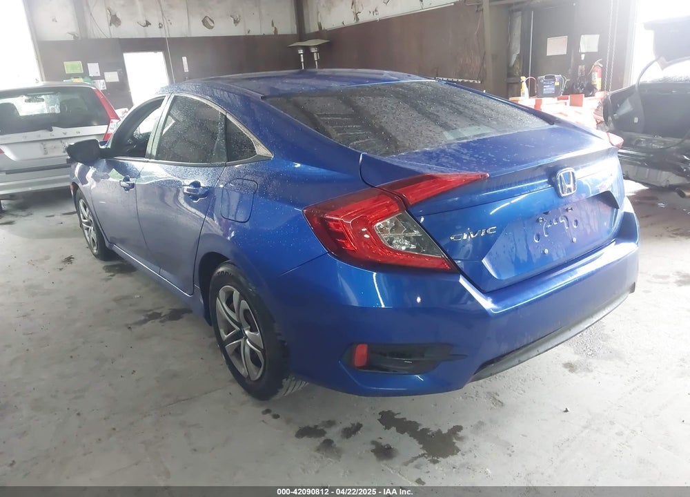 2018 HONDA CIVIC VIN: 2HGFC2F50JH590800