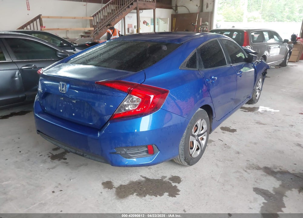 2018 HONDA CIVIC VIN: 2HGFC2F50JH590800