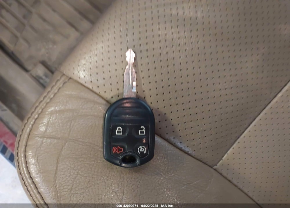 2012 FORD F-150 LARIAT VIN: 1FTFW1ET1CFB33711