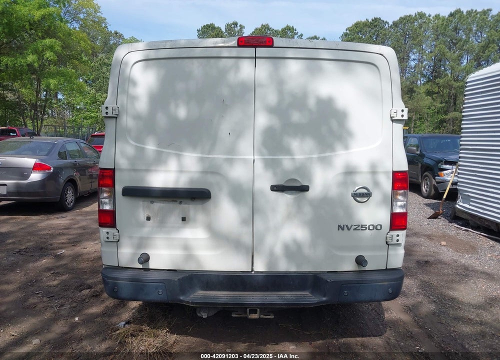 2017 NISSAN NV CARGO NV2500 HD SV V8 VIN: 1N6AF0KYXHN806543