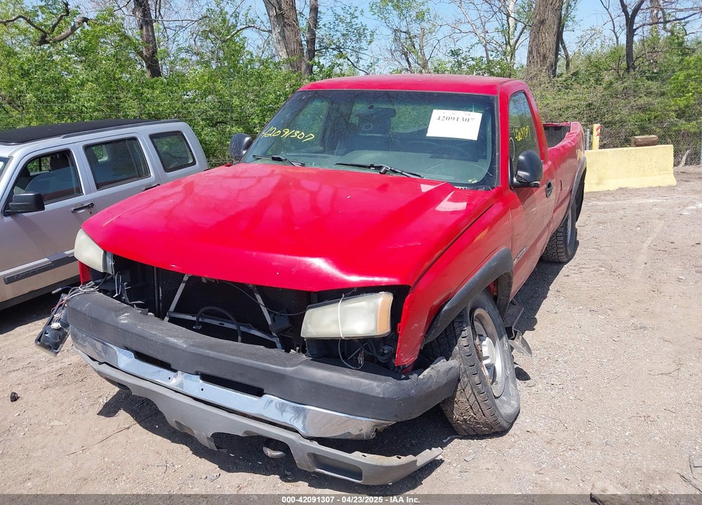 2005 CHEVROLET SILVERADO 2500HD WORK TRUCK VIN: 1GCHK24U15E295271