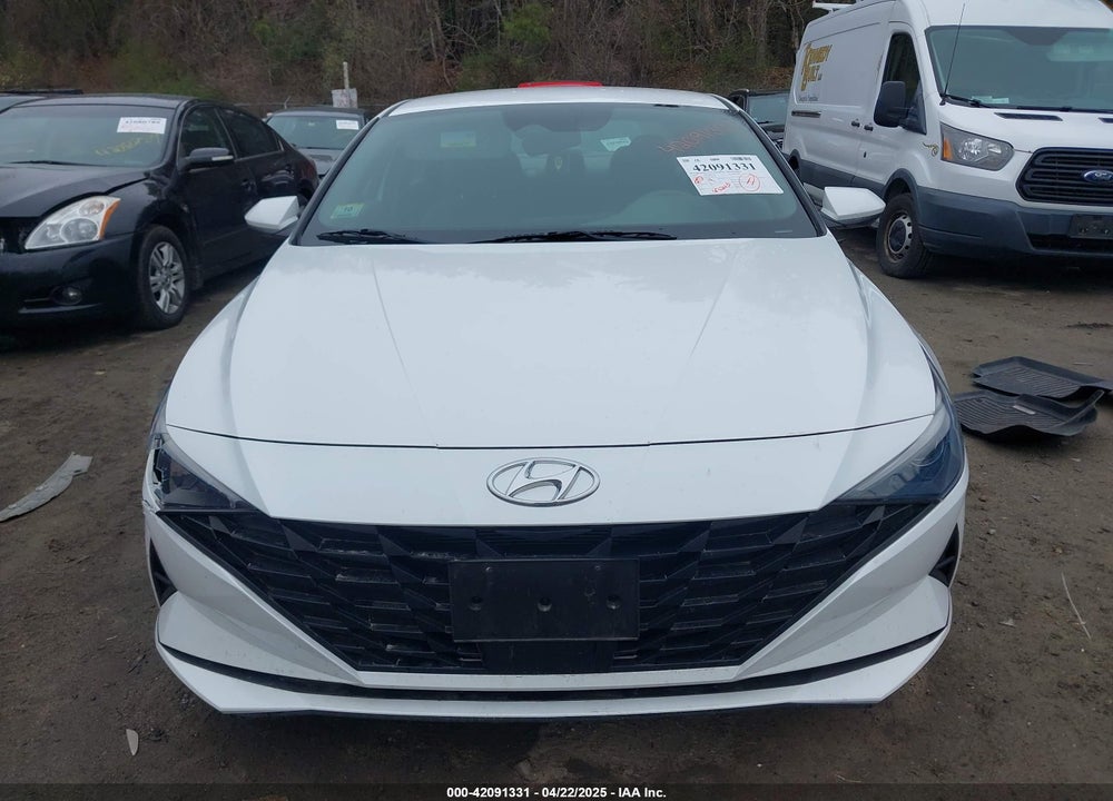 2022 HYUNDAI ELANTRA VIN: 5NPLS4AG6NH057761