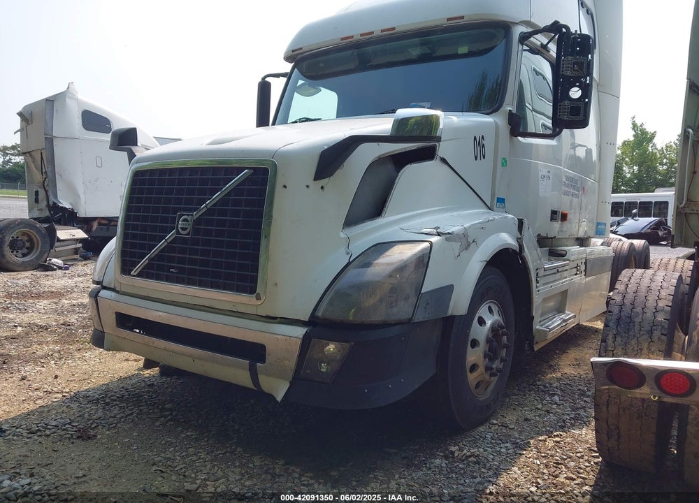 2006 VOLVO VN VIN: 4V4NC9GH16N400873