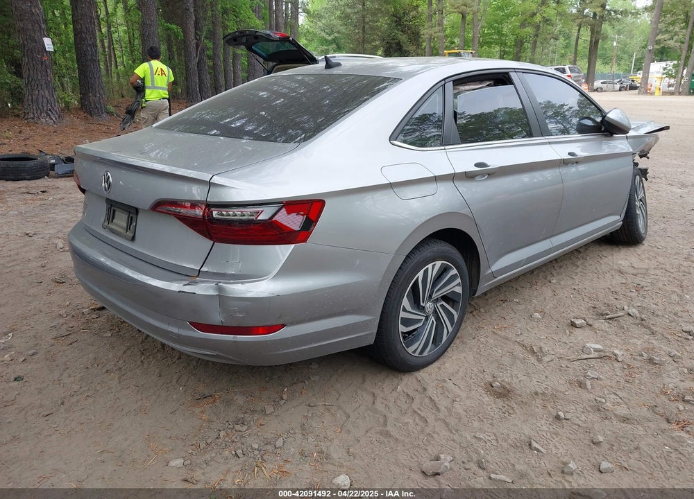 2020 VOLKSWAGEN JETTA 1.4T SEL VIN: 3VWE57BU9LM082552