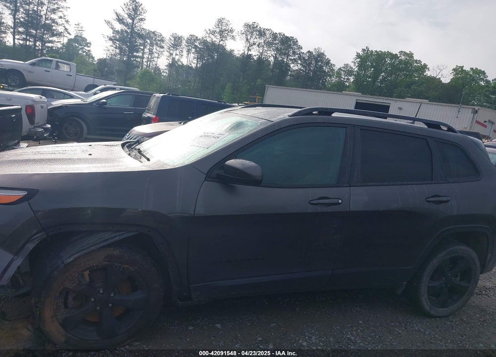 2018 JEEP CHEROKEE VIN: 1C4PJLCB4JD513885
