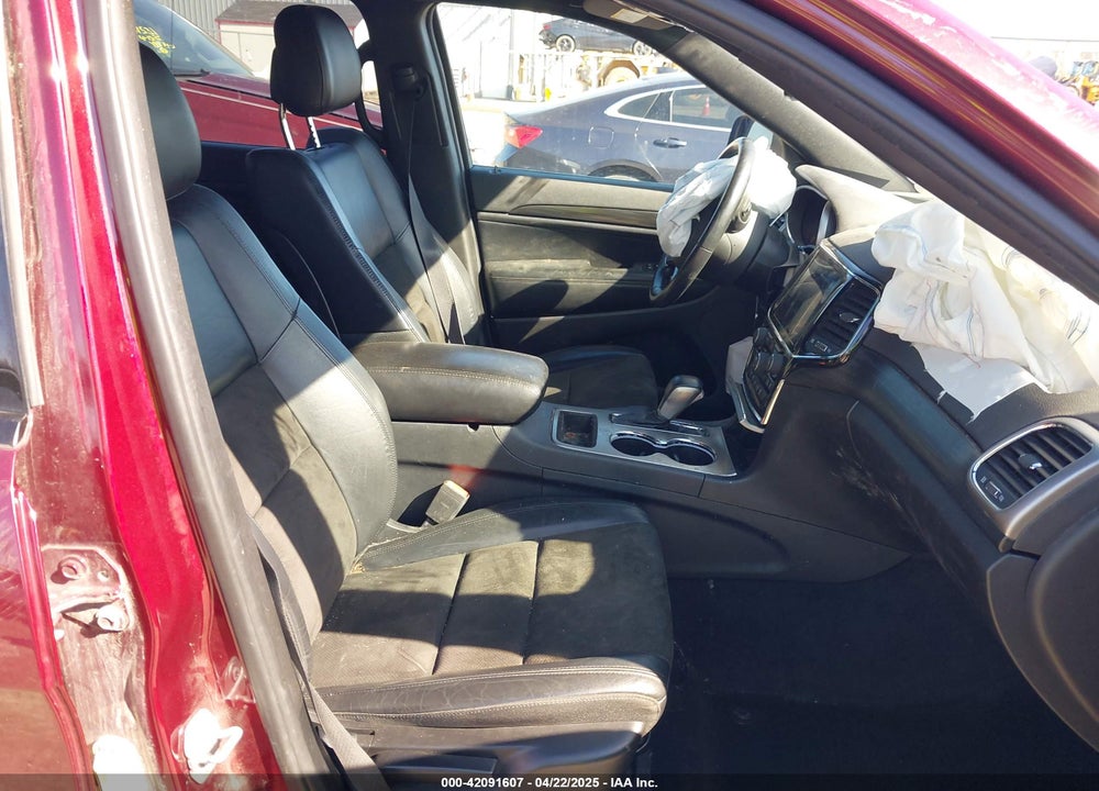 2019 JEEP GRAND CHEROKEE VIN: 1C4RJFAG6KC568046