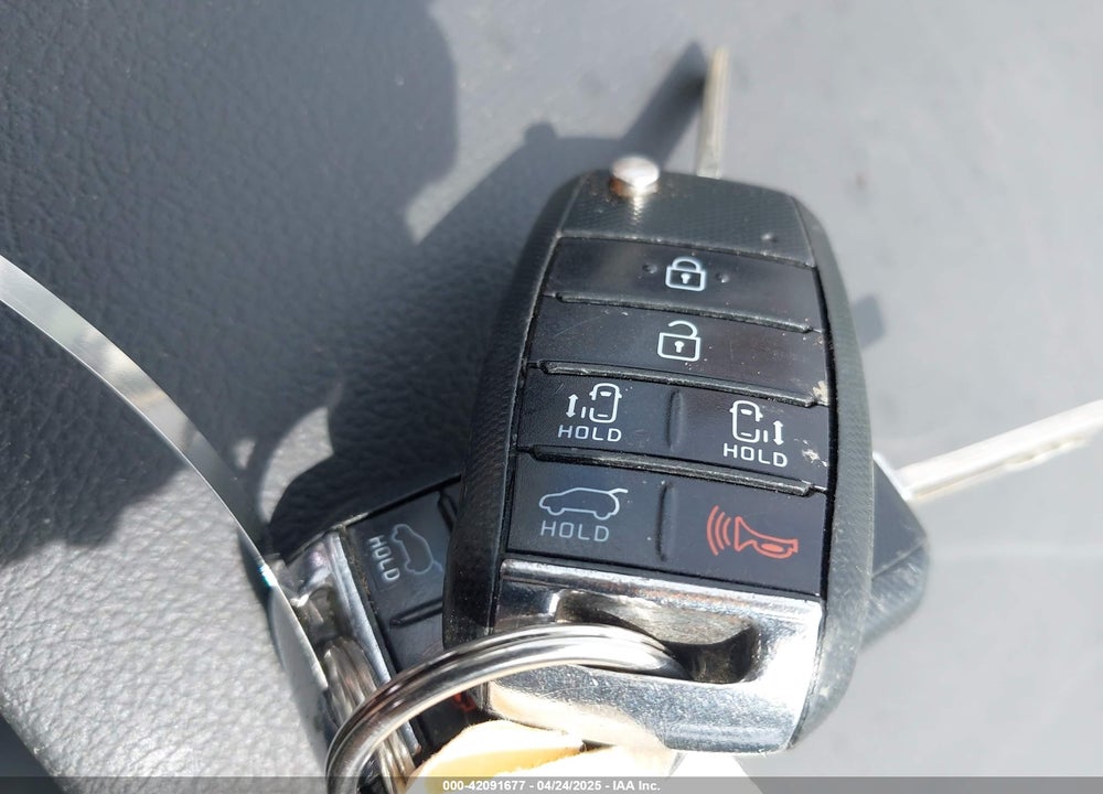2017 KIA SEDONA VIN: KNDMB5C10H6229106