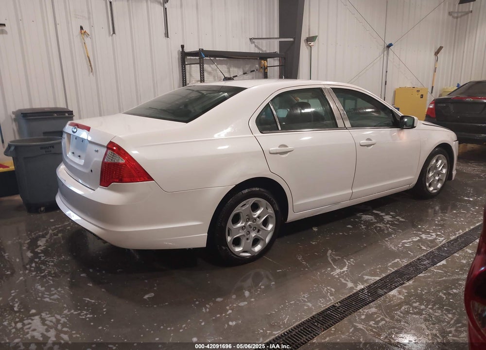 2010 FORD FUSION SE VIN: 3FAHP0HAXAR370794