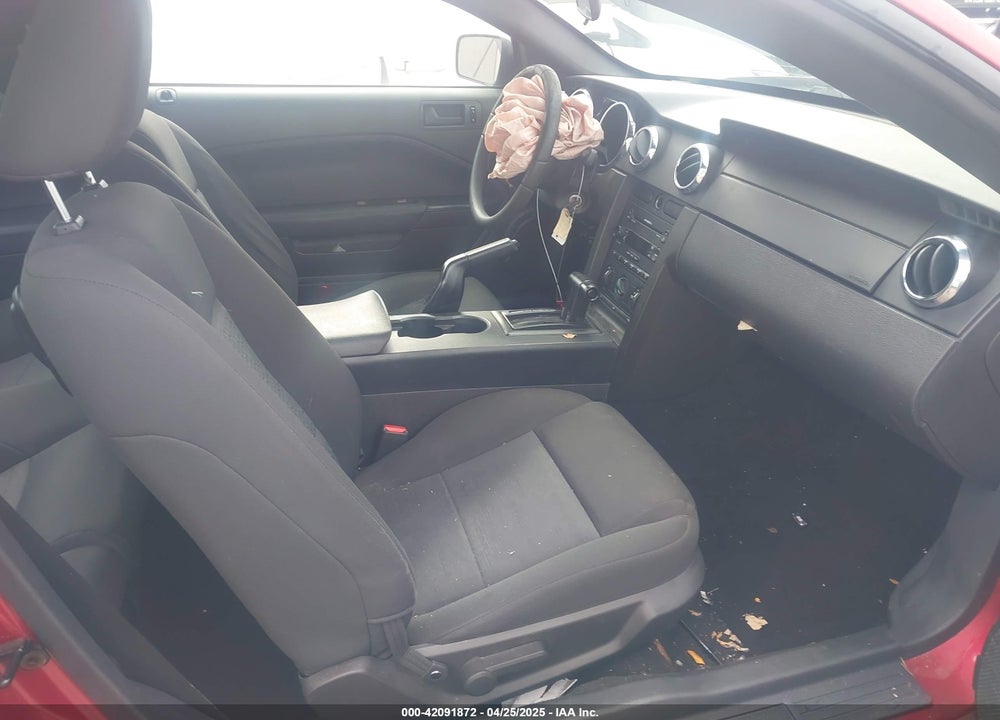 2005 FORD MUSTANG V6 DELUXE/V6 PREMIUM VIN: 1ZVFT80N255172159