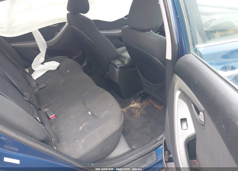 2015 HYUNDAI ELANTRA VIN: KMHDH4AE4FU241052