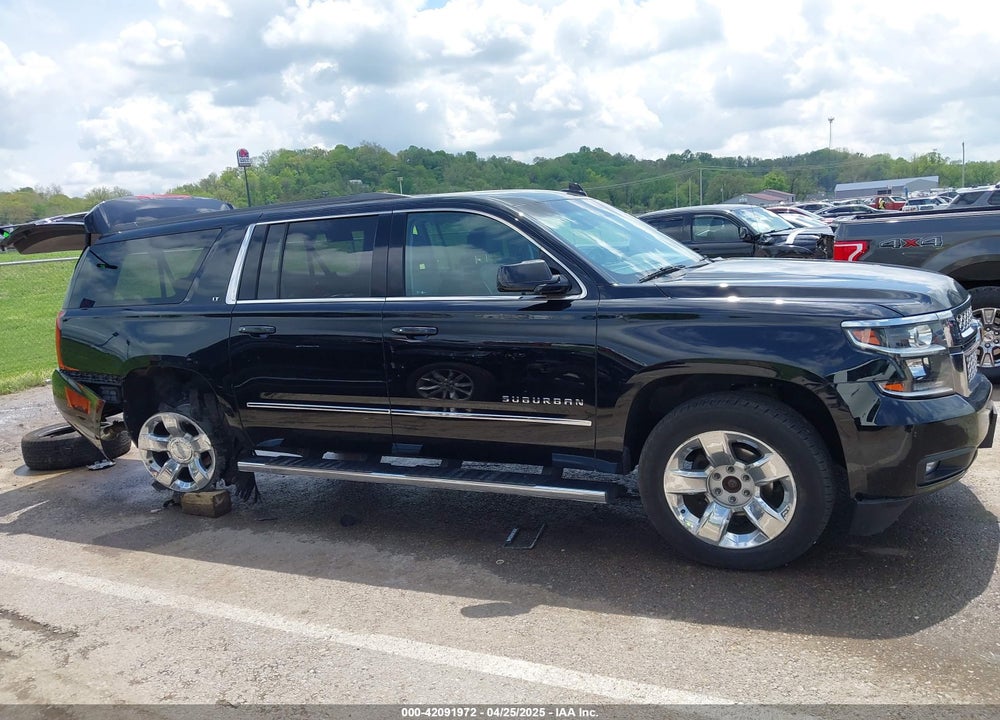 2018 CHEVROLET SUBURBAN LT VIN: 1GNSKHKC1JR374355