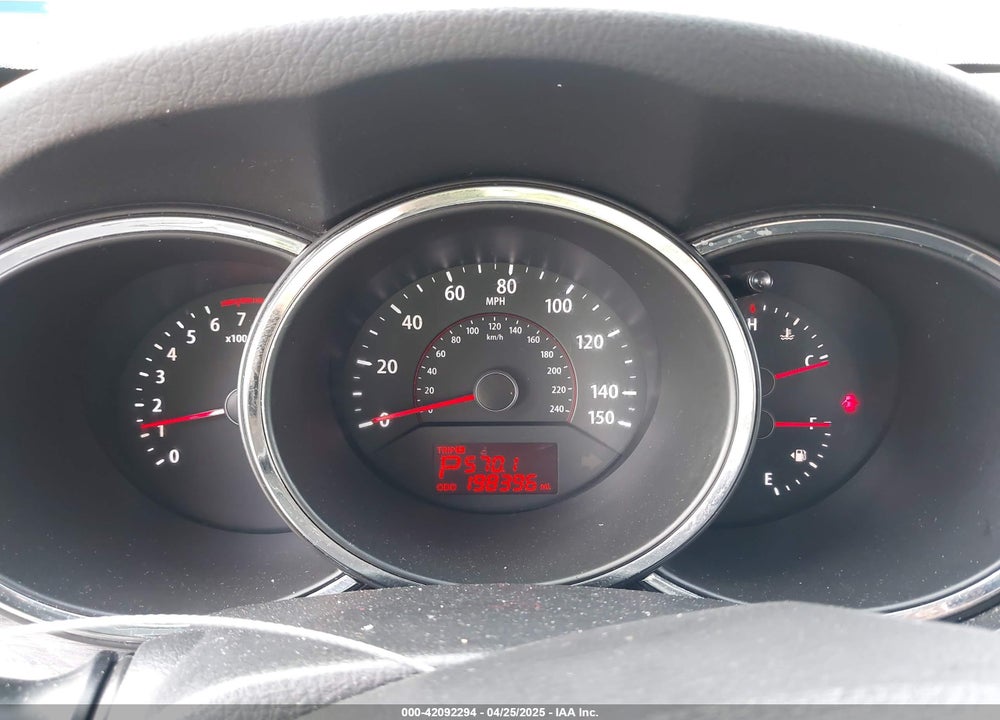2012 KIA SORENTO LX VIN: 5XYKT3A13CG203908