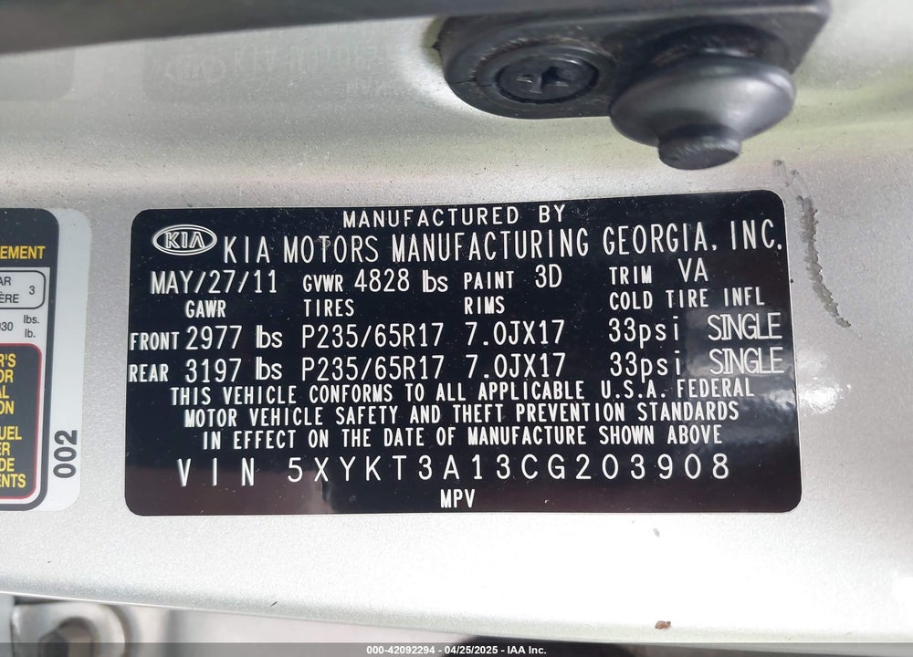 2012 KIA SORENTO LX VIN: 5XYKT3A13CG203908
