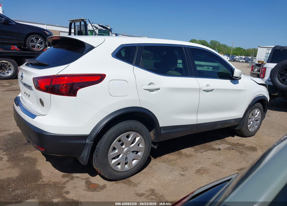 2018 NISSAN ROGUE SPORT S VIN: JN1BJ1CP6JW182888