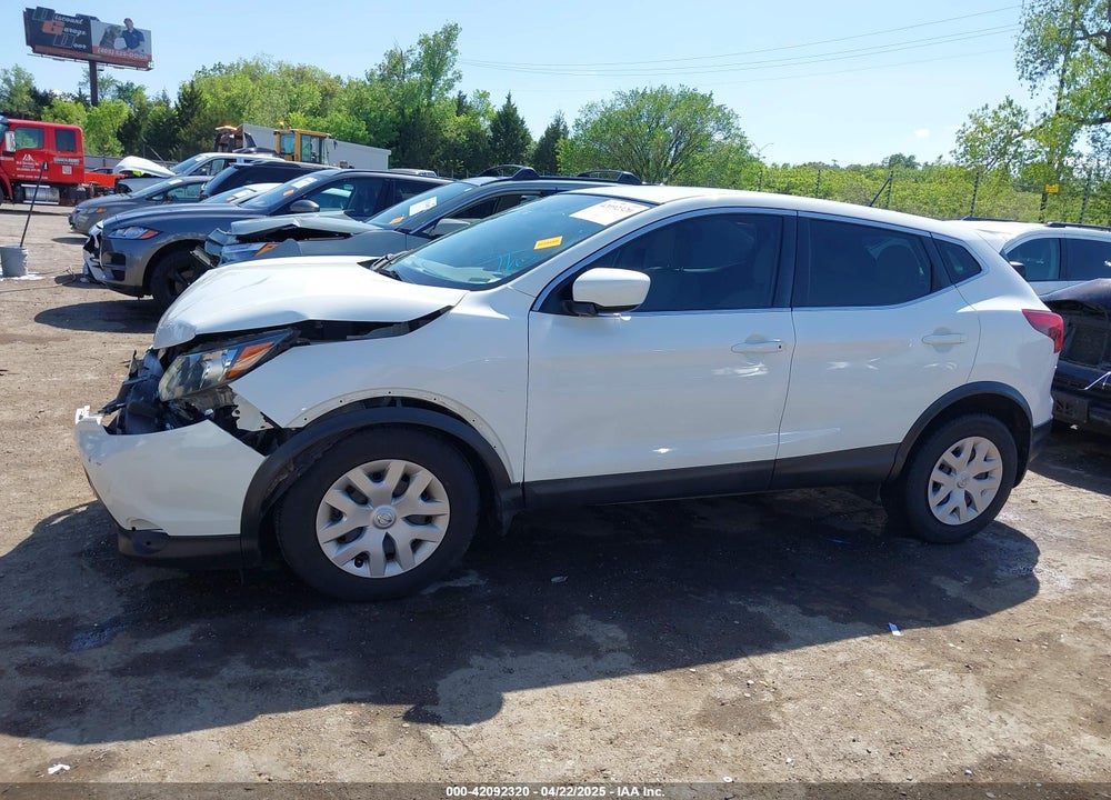 2018 NISSAN ROGUE SPORT S VIN: JN1BJ1CP6JW182888