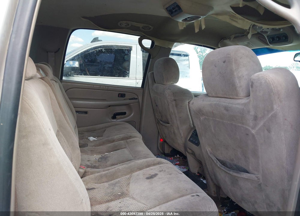 2005 CHEVROLET SUBURBAN 1500 LS VIN: 3GNFK16Z55G209308