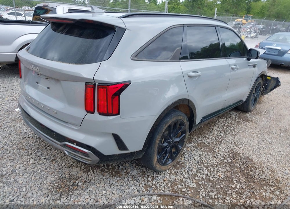 2022 KIA SORENTO SX VIN: 5XYRK4LF7NG127080