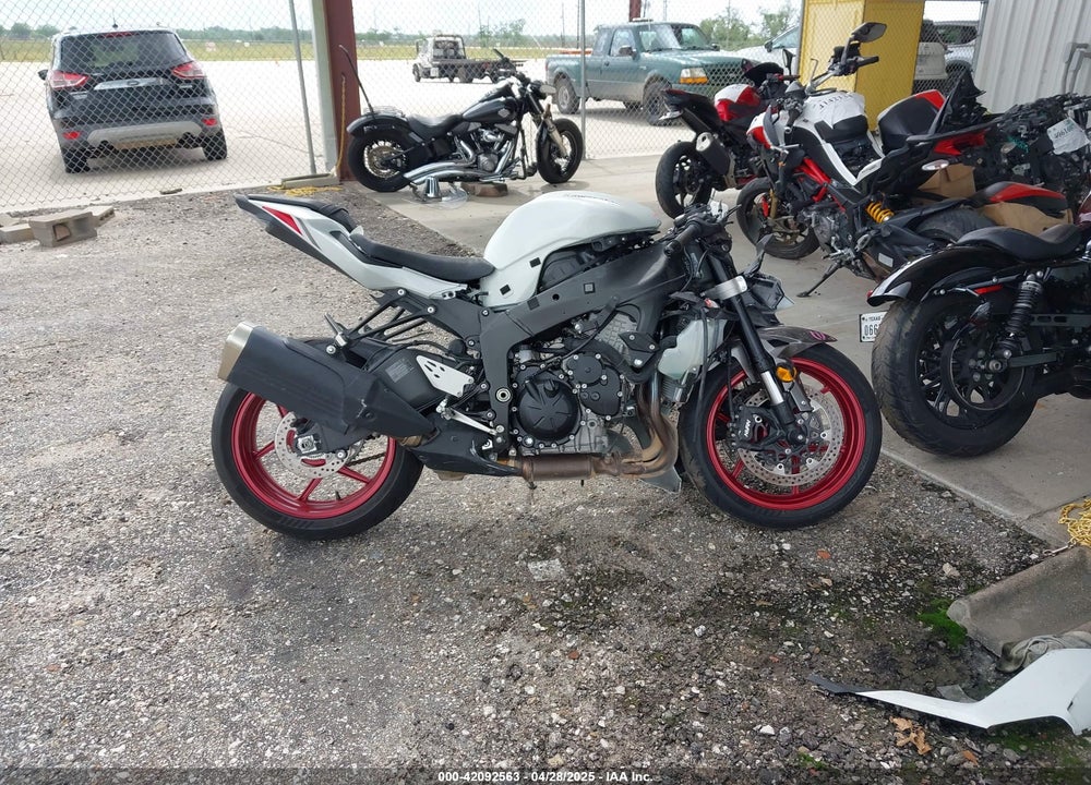 2025 KAWASAKI ZX636 K VIN: JKBZXJK19SA007756