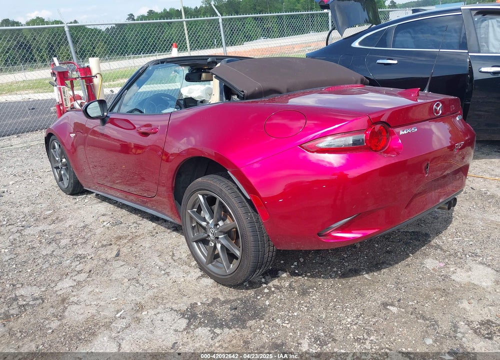 2019 MAZDA MX-5 MIATA GRAND TOURING VIN: JM1NDAD7XK0306505