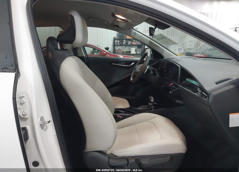 2024 KIA NIRO EX VIN: KNDCR3LE0R5121073