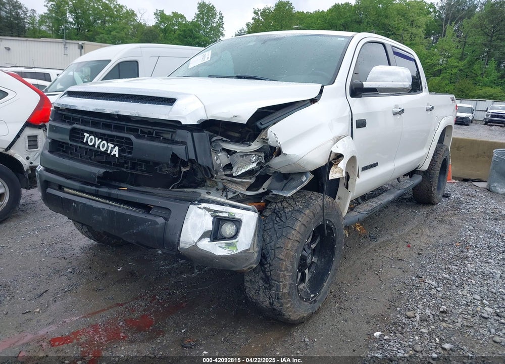 2016 TOYOTA TUNDRA SR5 5.7L V8 VIN: 5TFDW5F19GX566639