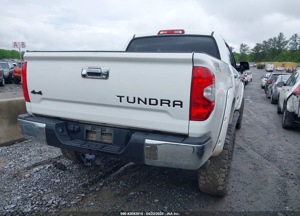 2016 TOYOTA TUNDRA SR5 5.7L V8 VIN: 5TFDW5F19GX566639