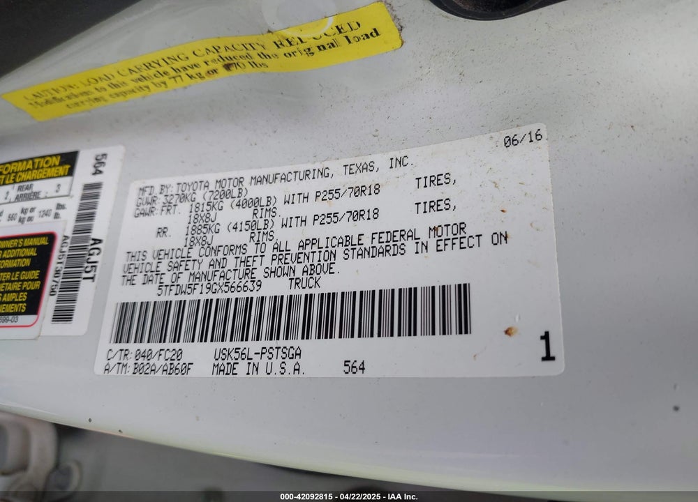 2016 TOYOTA TUNDRA SR5 5.7L V8 VIN: 5TFDW5F19GX566639
