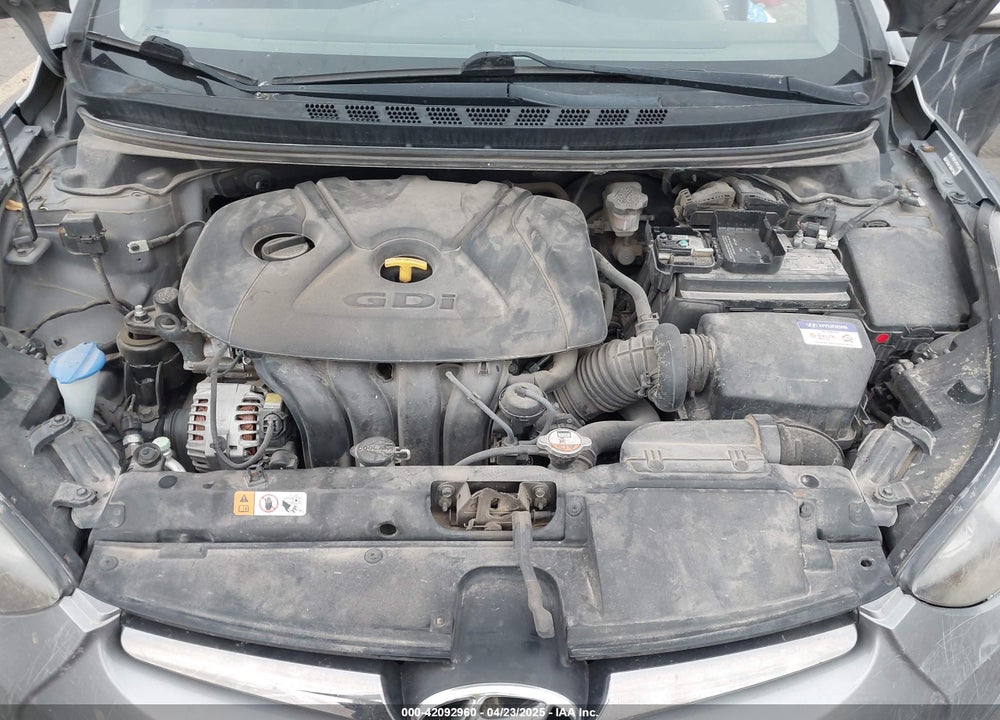 2014 HYUNDAI ELANTRA VIN: KMHDH4AH0EU032058