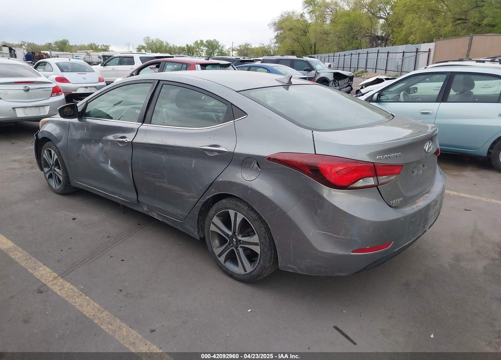 2014 HYUNDAI ELANTRA VIN: KMHDH4AH0EU032058