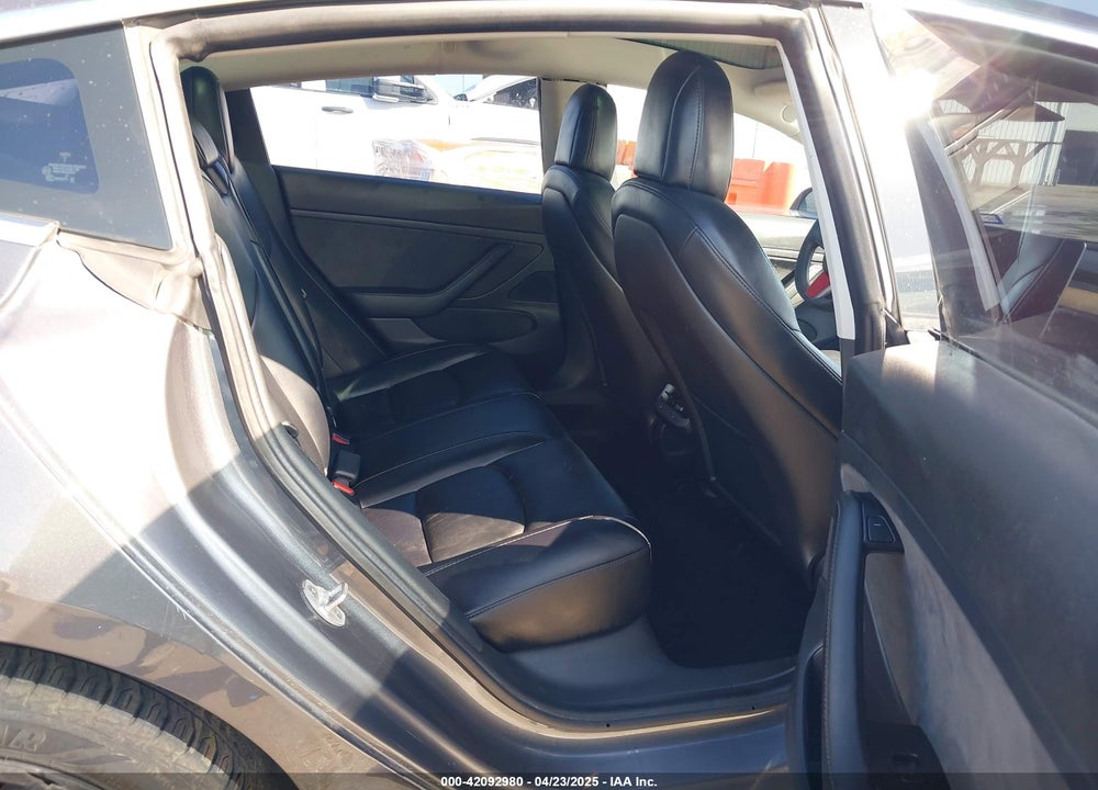 2020 TESLA MODEL 3 STANDARD RANGE PLUS REAR-WHEEL DRIVE/STANDARD RANGE REAR-WHEEL DRIVE VIN: 5YJ3E1EA5LF644864