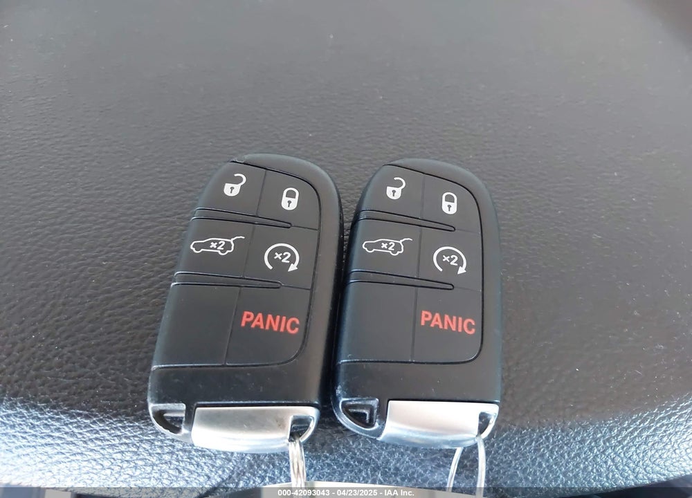 2014 JEEP GRAND CHEROKEE VIN: 1C4RJFBM2EC384196