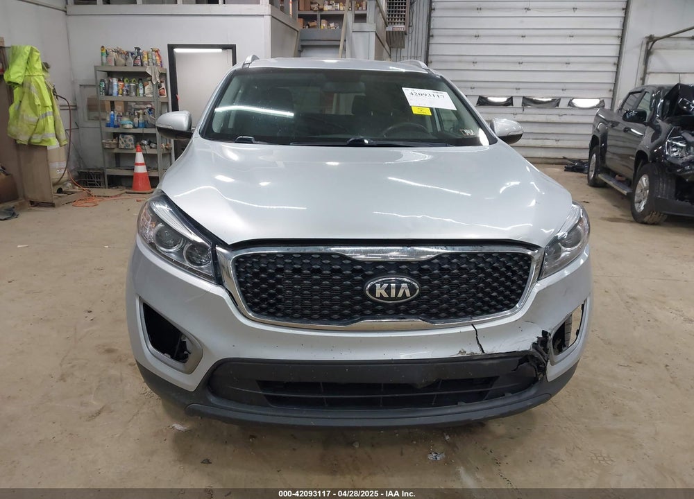 2016 KIA SORENTO VIN: 5XYPGDA51GG006924