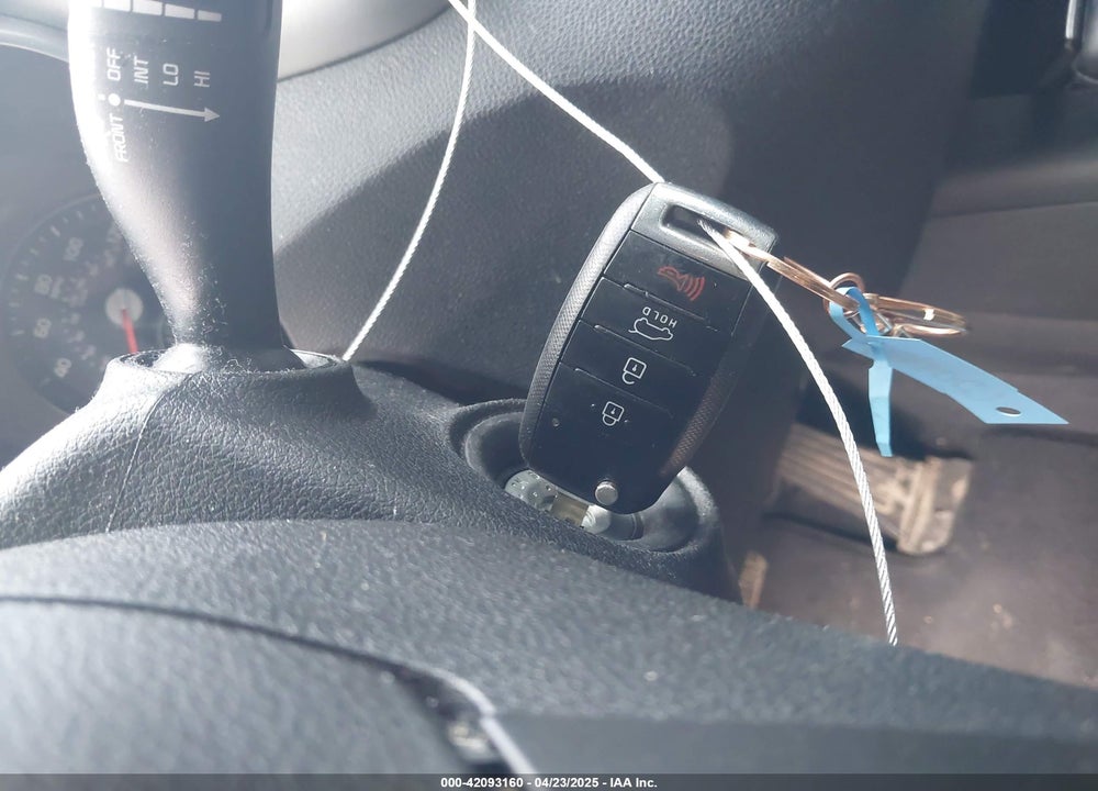 2017 KIA SORENTO 3.3L LX VIN: 5XYPGDA53HG315036
