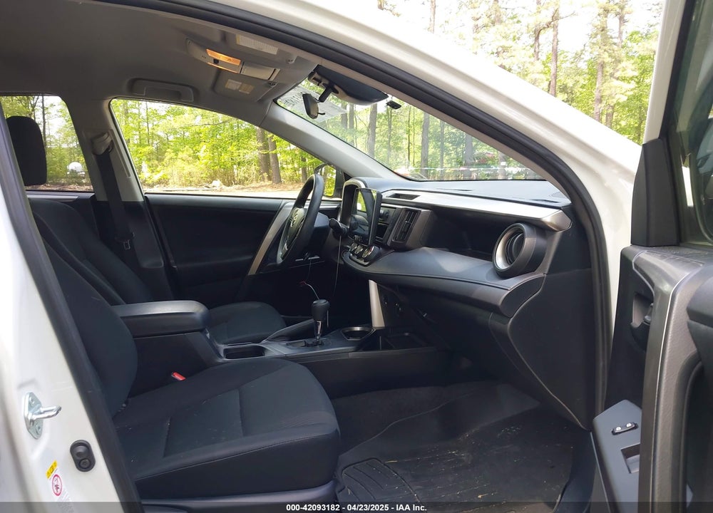 2017 TOYOTA RAV4 VIN: JTMZFREV6HJ110359