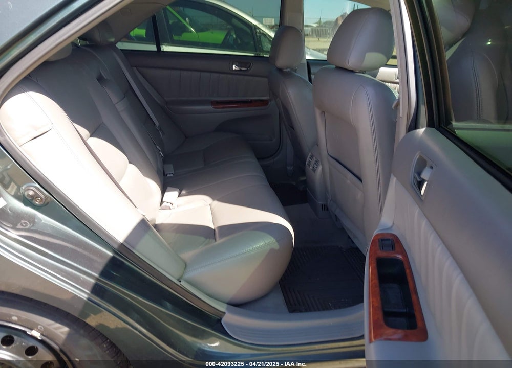 2003 TOYOTA CAMRY XLE V6 VIN: 4T1BF30K83U542076