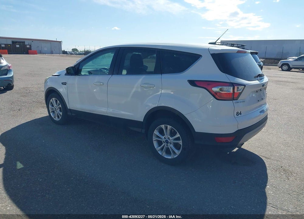 2017 FORD ESCAPE VIN: 1FMCU9GD3HUB82341