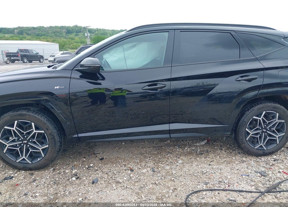 2024 HYUNDAI TUCSON HYBRID VIN: KM8JFCD11RU181165