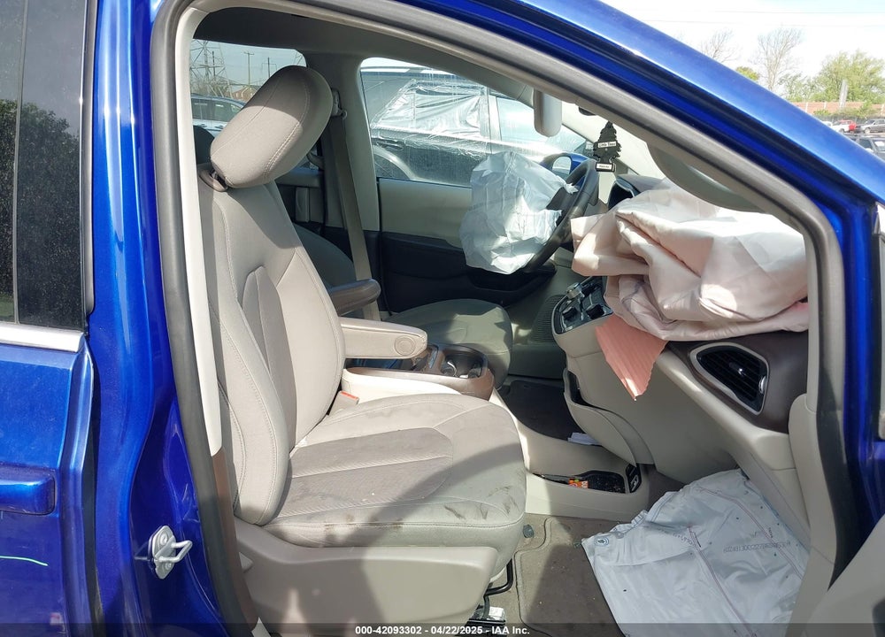 2020 CHRYSLER PACIFICA VIN: 2C4RC1FGXLR185354